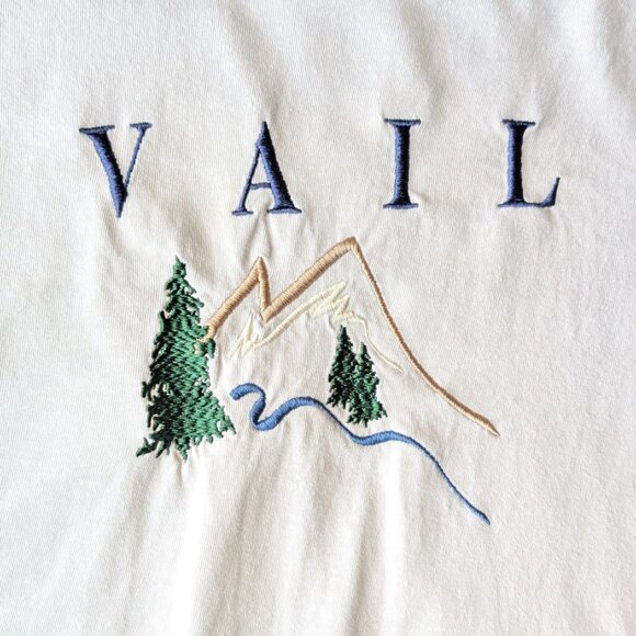 Vail Colorado Embroidered Mountain Tree Short Sleeve Graphic Tee small - Picture 3 of 7